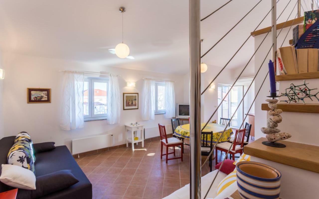 Tinka Apartment Baska  Exterior photo